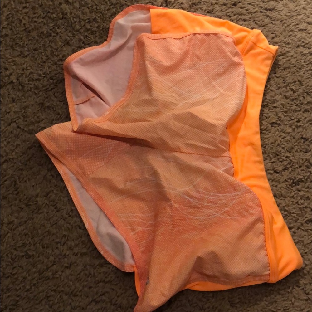 Running shorts - Picture 2 of 4